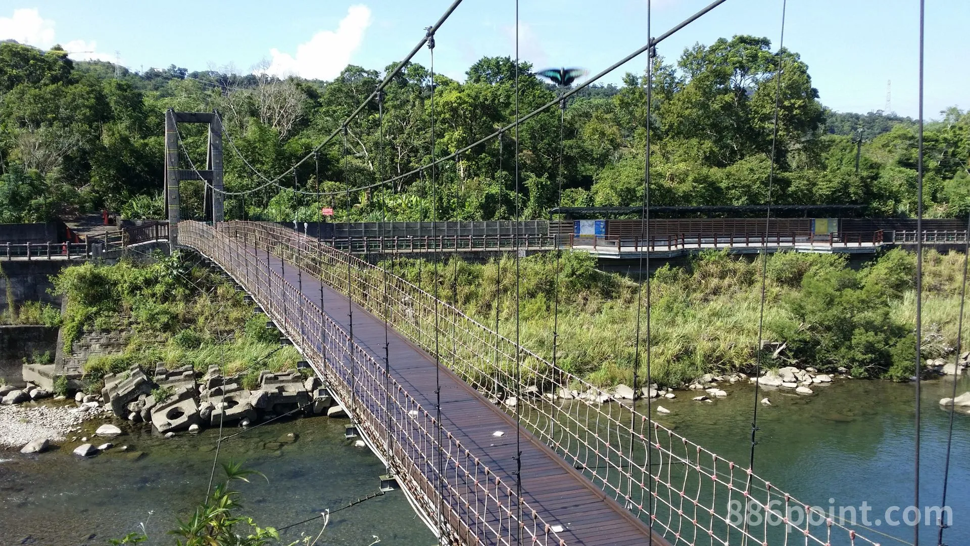 坪林北勢溪觀魚步道吊橋